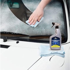 Dung Dịch Vệ Sinh Kính Lái Ô Tô Chuyên Dụng MICHELIN Foaming Glass Cleaner 31395 650ml (Hàng Chính Hãng)