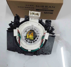 Cáp Còi Nissan Navara 2006–2014 – Mã 25567-ED61D | Phụ Tùng Ô Tô Tiến An