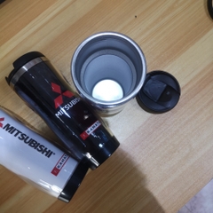 Cốc Giữ Nhiệt Ô tô Cho Mitsubishi nhiều màu sắc sang trọng tinh tế