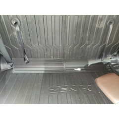 Thảm lót cốp Toyota Innova Cross 2023-2025 TPV new (tràn ghế)