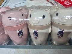 Lọ đựng tăm