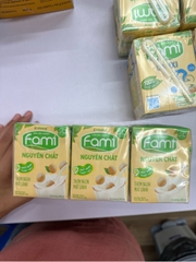Sữa đậu nành Fami nguyên chất - hộp 200ml