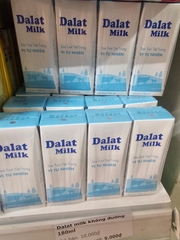 Sữa tươi tiệt trùng Dalat milk không đường  - Hộp 180ml