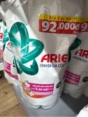 Nước Giặt ARIEL Chuyên Gia Cửa Trước - Túi 3L