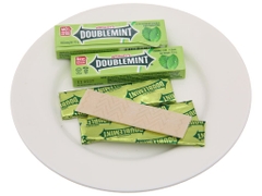 Kẹo sing-gum Doublemint hương bạc hà - thanh 13.5g
