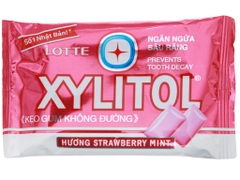 Kẹo gum không đường Lotte Xylitol hương Strawberry Mint vỉ 11.6g