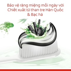 Kem đánh răng Closeup Than Tre+ Bạc hà- hộp 180g