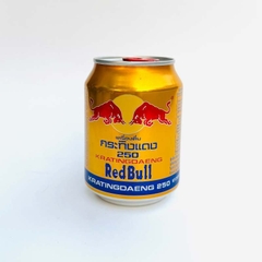 Bò húc Redbull - Lon 250ml