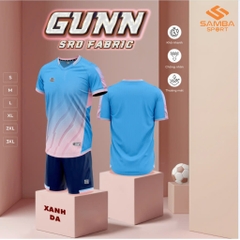 Quần áo bóng đá Riki Gunn