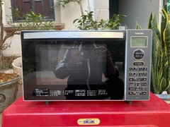 Lò vi sóng Toshiba ER-V18