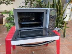 Lò vi sóng Toshiba ER-V18