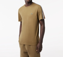 Áo Thun Lacoste Nam Viền Vai Dáng Regular TH5071-00-SIX Màu Nâu