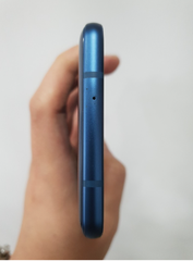 LG Q8