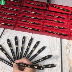 Bút Ký Kim Loại Tổ Ong Kèm Hộp Giấy Khắc Logo VUS