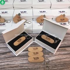 Quà Tặng Công Nghệ, Usb Gỗ Khắc Logo VUS