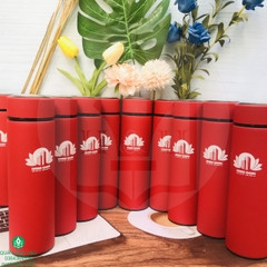 Bình Giữ Nhiệt In Logo Làm Quà Tặng Khách Hàng – Giải Pháp Quà Tặng Thiết Thực