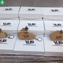 Quà Tặng Công Nghệ, Usb Gỗ Khắc Logo VUS