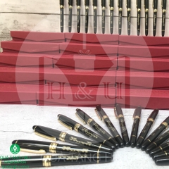 Bút Kim Loại Nắp Đậy Kèm Hộp Làm Quà Tặng