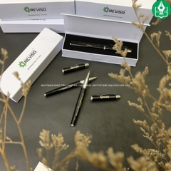Bút Ký Parker Và Hộp Đựng In Logo  – Món Quà Tặng Doanh Nghiệp Sang Trọng Và Đẳng Cấp