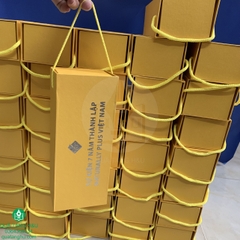 Quà Tặng Bình Giữ Nhiệt Hiển Thị Nhiệt Độ Và Hộp Dây Xách In Logo