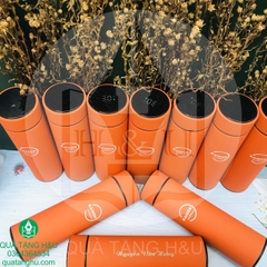 Quà Tặng Nhân Viên Bình Nước Giữ Nhiệt In Logo Và Khắc Tên Riêng
