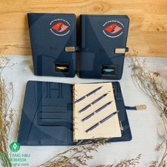 Sổ Sạc Đa Năng, Sổ Bìa Da Kiêm Sạc Dự Phòng In Logo Làm Quà Tặng