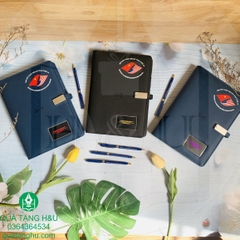 Sổ Sạc Đa Năng, Sổ Bìa Da Kiêm Sạc Dự Phòng In Logo Làm Quà Tặng