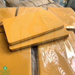 Sổ Tay Bìa Da Dán Gáy A5 Dập Chìm Logo – Quà Tặng Doanh Nghiệp Sang Trọng Tại Đà Nẵng
