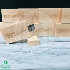 USB Gỗ Khắc Laser Logo - Quà Tặng Hội Nghị REECONS