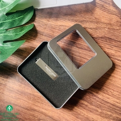 Usb Kim Loại Khắc Logo Đựng Trong Hộp Thiếc - Quà Tặng Doanh Nghiệp Sang Trọng & Bền Bỉ