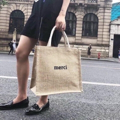 Túi cói Merci đi du lịch có lớp lót dày dặn