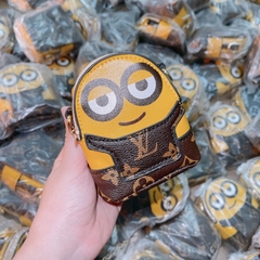 TÚI MINION MẮT TO VÀNG DÂY XÍCH