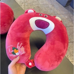 Gối Cổ Chữ U Hình Gấu dâu Lotso Mềm Mại