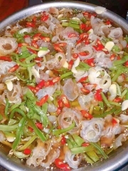 CHÂN SỨA NGÂM CHUA NGỌT