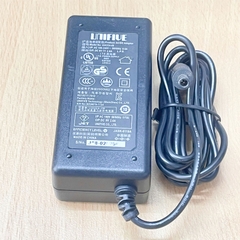 Adapter 9V 2.6A UNIFIVE UIA324-09 Connector Sixe 5.0mm x 3.0mm