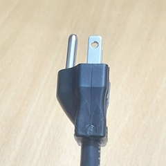 Dây Nguồn Volex IEC-C13 to NEMA 5-15P V1625BS PS204 15A 125V 84516 SJT 3X14AWG 3x2.08mm² 60°C 300V FT2 Dài 2.5M