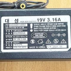 Adapter 19V 3.16A 60W DS1900316 MSIP-REM-DXI-DS72 Connector Tip Size 5.5mm x 2.1mm