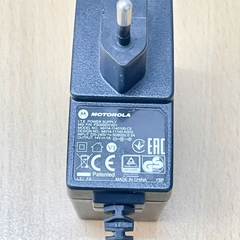 Adapter MOTOROLA 14V 1A MH14-1140100-C5 Chân cắm DC Size 5.5mm x 2.5mm For Bộ Đàm MOTOROLA XIR 6620I TIA UHF/VHF