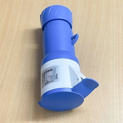 Ổ Cắm Điện Công Nghiệp Schneider IP44 2P + E 32A 6h 250V CS30323 PKF32M423 Induatrial Connector 3 Pin Female Industrial Power Socket