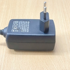 Adapter 12V 1.5A 18W Original UE18W2-120150SPAV For Cisco SF110D-08 8-Port 10/100 Desktop Switch Connector Size 5.5mm x 2.1mm