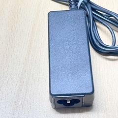 Adapter 19V 2.1A 40W DELTA ELECTRONICS INC ADP-40KD BB Connector Tip Size 5.5mm x 2.5mm