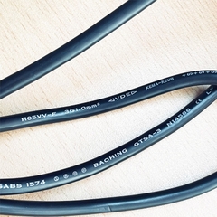 Dây Nguồn 3 Chấu Có Cầu Chì UK Plug BS 1363 to IEC 60320 C13 Power Cord Volex V1625 10A 250V 3x1.0mm² Dài 2.5M
