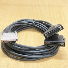 Cáp SCSI 68 Pin VHDCI Male to Slipter 2 MDR 50 Pin Male Shielded Dài 3.5M Cable E108683 30AWG X 15PR TAIYOUNG For AJINEXTEK ATX APC-EB36 TERMINAL BLOCK Dedicated Computer Connection, Possibly In An Industrial System or Special Peripheral Device.
