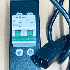 Thanh Phân Phối Nguồn Điện PDU Rack Universal 6 Way UK Outlet Có MCB SINGI Công Suất Max 16A to C14 Plug Power Cord 3x1.0mm² Dài 2M