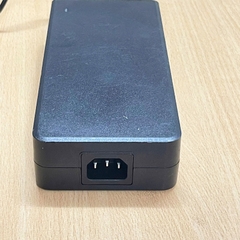 Chuyển nguồn Adapter NETGEAR 54V 3.7A 200W KPM200R-VI Connector Tip Size 5.5mm x 2.5mm For 16-Port Ethernet PoE+ Switch KPM200R-VI 332-11047-03 3.7A5mm