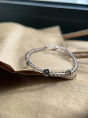 Vòng tay thạch anh khói mix charm bạc