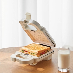 EJB126IVY -  Máy kẹp nướng bánh LocknLock Sandwich maker - 220V, 50Hz, 600W - Màu ngà