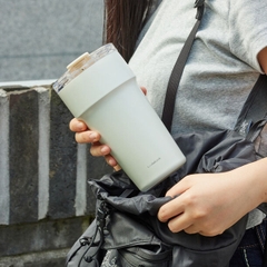 LHC4419KKI - Bình giữ nhiệt LocknLock Metro cafe top handle 900ml - Màu khaki