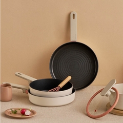 CAF2455IH - Chảo chống dính Suit Bric LocknLock, bằng nhôm, 24 cm - màu ngà