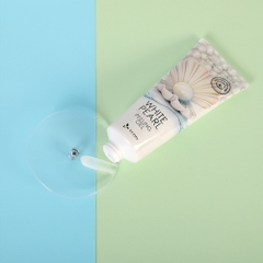 Gel Tẩy Tế Bào Chiết Xuất Ngọc Trai - White Pearl Peeling Gel ECOSY TTBNT150 - 150ML